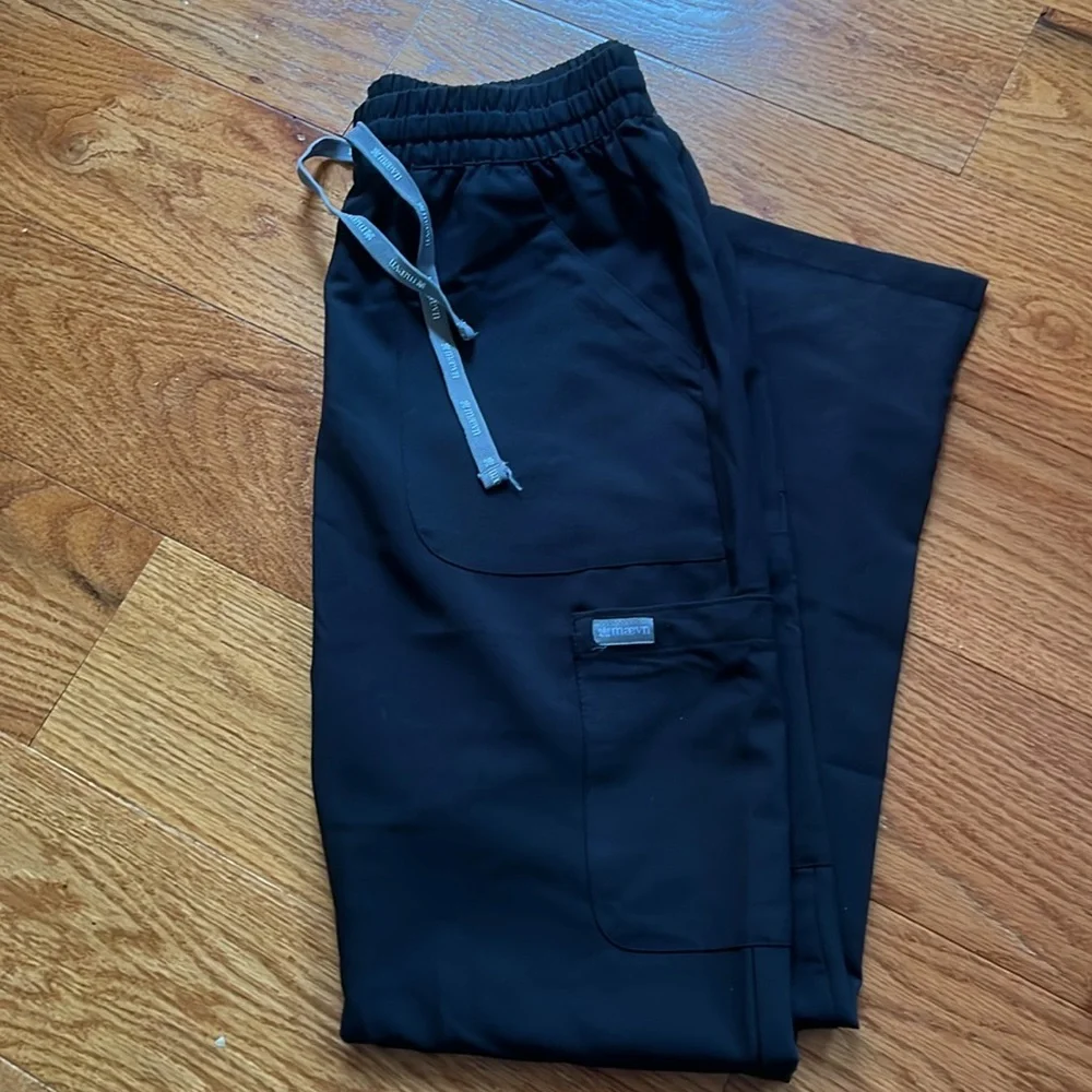 Scrub set - Picture 2 of 4